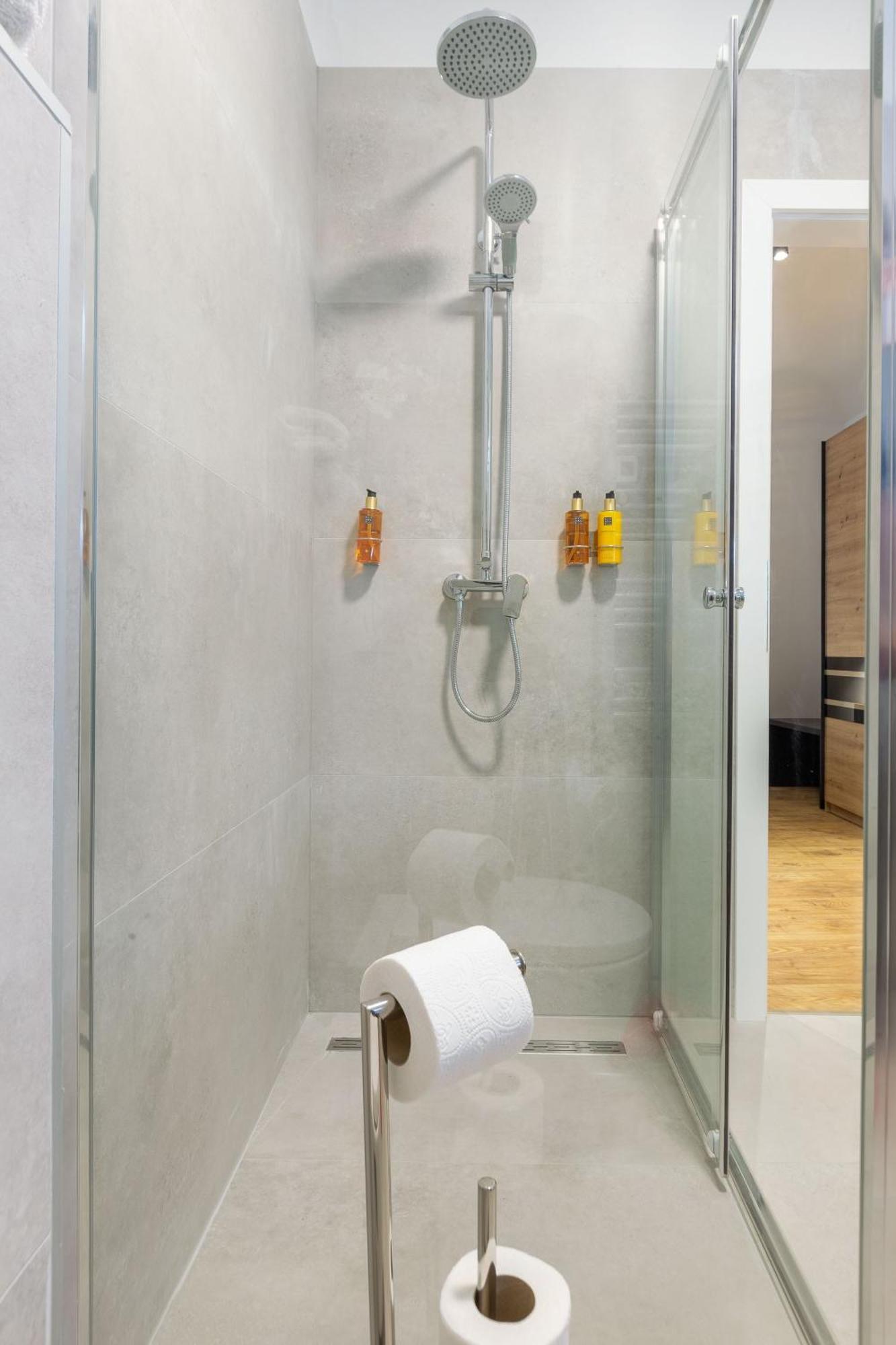 2M Exclusive Rooms Zadar Bagian luar foto
